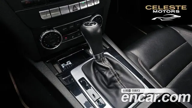 MERCEDES BENZ C-Classe W204 C220 CDI Coupé 2013 — photo 9 sur 20