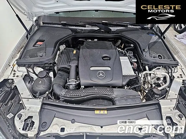 MERCEDES BENZ E-Classe W213 E250 Avantgarde 2020 — photo 6 sur 26