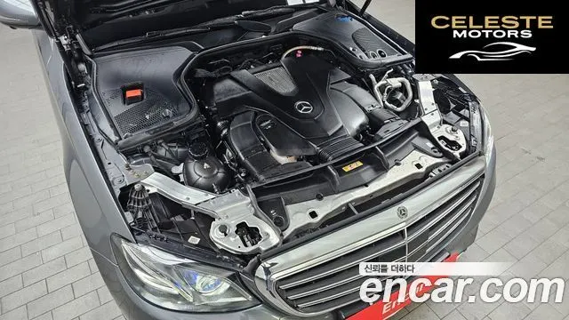 MERCEDES BENZ E-Classe W213 E450 4MATIC Exclusive 2020 — photo 6 sur 20