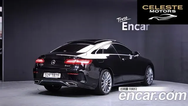 MERCEDES BENZ E-Classe W213 E450 4MATIC Coupé 2019 — photo 2 sur 20