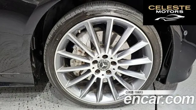 MERCEDES BENZ E-Classe W213 E450 4MATIC Coupé 2019 — photo 5 sur 20