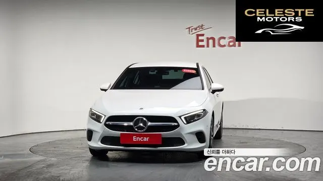 MERCEDES BENZ A-Classe W177 A200d Berline 2021 — photo 3 sur 20