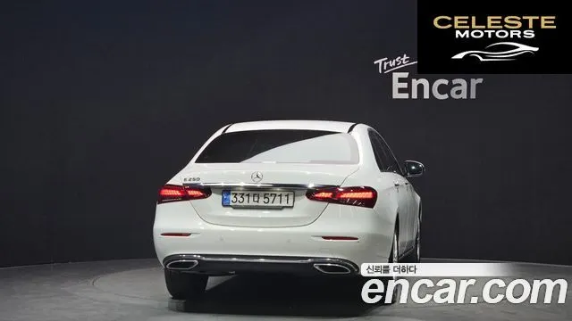 MERCEDES BENZ E-Classe W213 E250 Exclusive 2022 — photo 4 sur 20