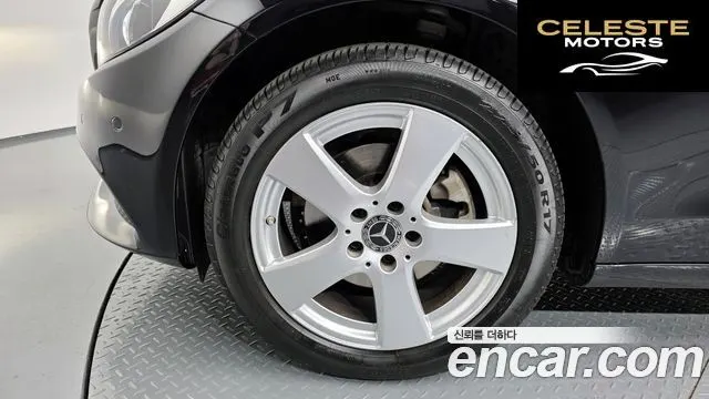 MERCEDES BENZ C-Classe W205 C200 2018 — photo 5 sur 20