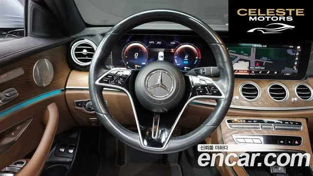 MERCEDES BENZ E-Classe W213 E300e 4MATIC Exclusive 2021 — photo 13 sur 20