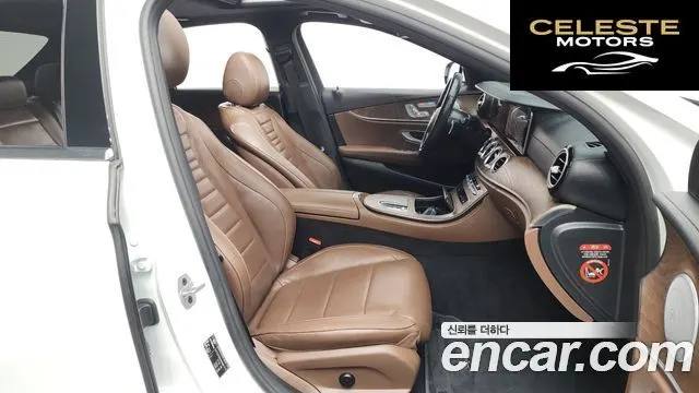 MERCEDES BENZ E-Classe W213 E300e 4MATIC Exclusive 2021 — photo 11 sur 20