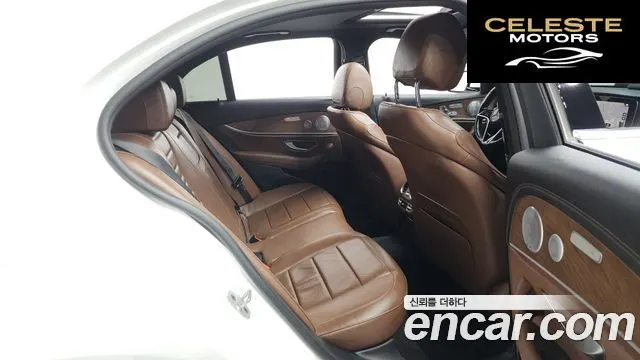 MERCEDES BENZ E-Classe W213 E300e 4MATIC Exclusive 2021 — photo 12 sur 20