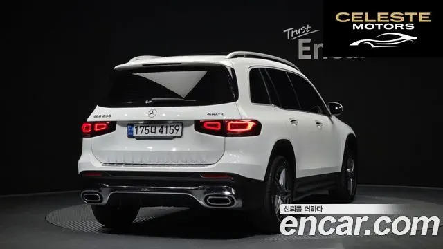 MERCEDES BENZ GLB-Classe X247 GLB250 4MATIC 2020 — photo 2 sur 26
