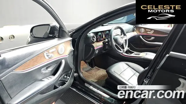 MERCEDES BENZ E-Classe W213 E300e 4MATIC Exclusive 2021 — photo 10 sur 20