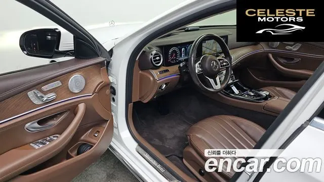 MERCEDES BENZ E-Classe W213 E300 4MATIC Exclusive 2020 — photo 10 sur 20