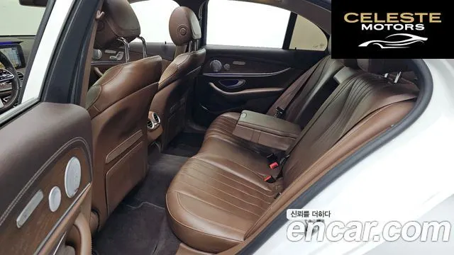 MERCEDES BENZ E-Classe W213 E300 4MATIC Exclusive 2020 — photo 11 sur 20