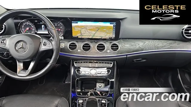 MERCEDES BENZ E-Classe W213 E200 Avantgarde 2018 — photo 14 sur 20