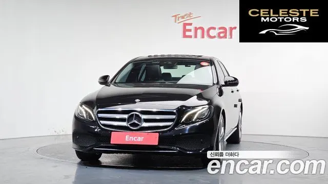 MERCEDES BENZ E-Classe W213 E200 Avantgarde 2018 — photo 3 sur 20