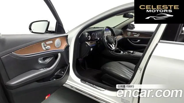 MERCEDES BENZ E-Classe W213 E300 4MATIC Exclusive 2019 — photo 10 sur 20