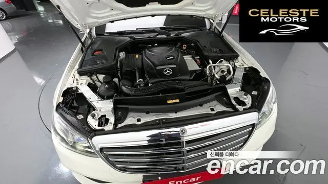 MERCEDES BENZ E-Classe W213 E300 4MATIC Exclusive 2019 — photo 6 sur 20