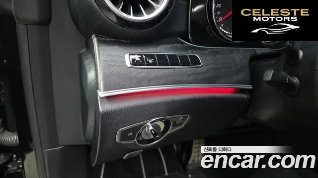 MERCEDES BENZ E-Classe W213 E220d Cabriolet 2019 — photo 14 sur 20