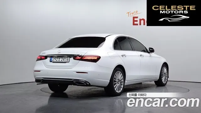 MERCEDES BENZ E-Classe W213 E250 Exclusive 2022 — photo 2 sur 20
