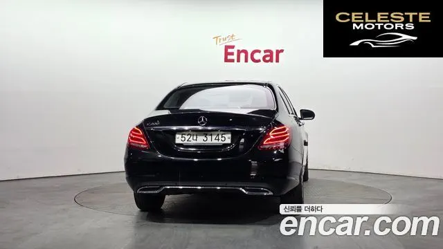 MERCEDES BENZ C-Classe W205 C200 Avantgarde 2018 — photo 4 sur 20