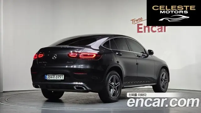 MERCEDES BENZ GLC-Classe X253 GLC300e 4MATIC Coupé 2021 — photo 2 sur 20