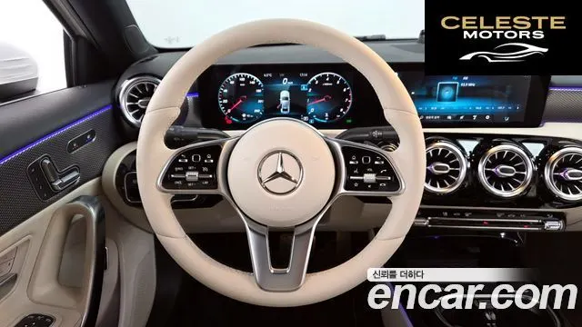 MERCEDES BENZ A-Classe W177 A220 Berline 2021 — photo 13 sur 20