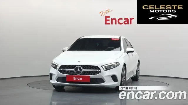 MERCEDES BENZ A-Classe W177 A220 Berline 2021 — photo 2 sur 20