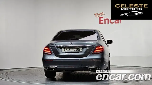 MERCEDES BENZ E-Classe W213 E300 Exclusive 2019 — photo 4 sur 20