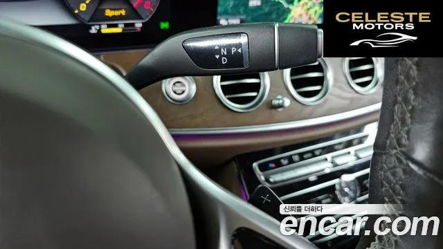 MERCEDES BENZ E-Classe W213 E300 Exclusive 2019 — photo 9 sur 20