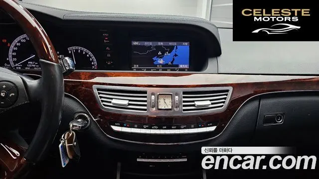 MERCEDES BENZ S-Classe W221 S350L 2010 — photo 19 sur 26