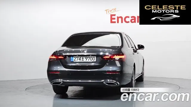 MERCEDES BENZ E-Classe W213 E350 4MATIC Avantgarde 2021 — photo 4 sur 26