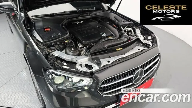 MERCEDES BENZ E-Classe W213 E350 4MATIC Avantgarde 2021 — photo 6 sur 26