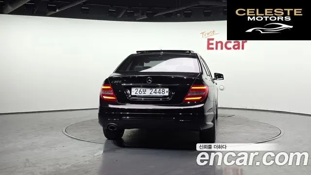 MERCEDES BENZ C-Classe W204 C200 CGI Avantgarde Package 2013 — photo 4 sur 20