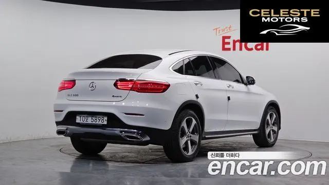 MERCEDES BENZ GLC-Classe X253 GLC300 4MATIC Coupé 2019 — photo 2 sur 26