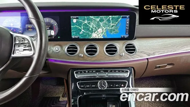 MERCEDES BENZ E-Classe W213 E300 Exclusive 2019 — photo 14 sur 20