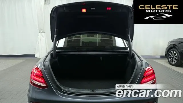 MERCEDES BENZ E-Classe W213 E300 Exclusive 2019 — photo 20 sur 20