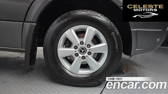 MERCEDES BENZ 3.0 2011 — photo 5 sur 20
