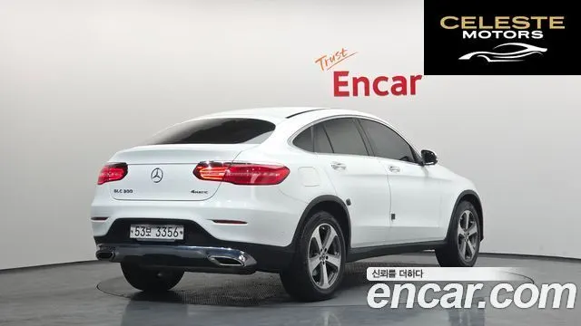 MERCEDES BENZ GLC-Classe X253 GLC300 4MATIC Coupé 2019 — photo 2 sur 20
