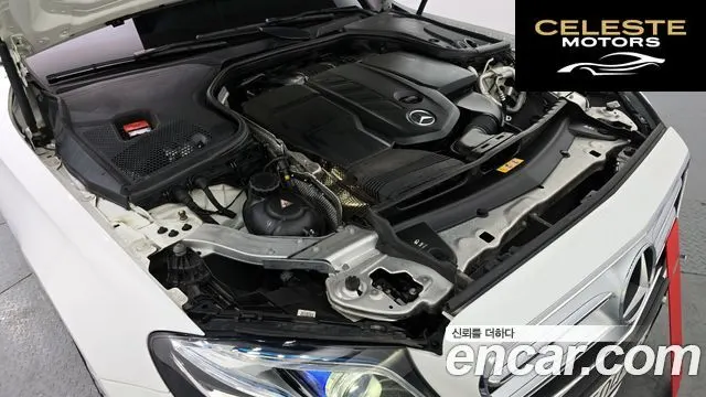 MERCEDES BENZ E-Classe W213 E220d Avantgarde 2017 — photo 6 sur 26