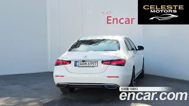 MERCEDES BENZ E-Classe W213 E250 Exclusive 2021 — photo 4 sur 20