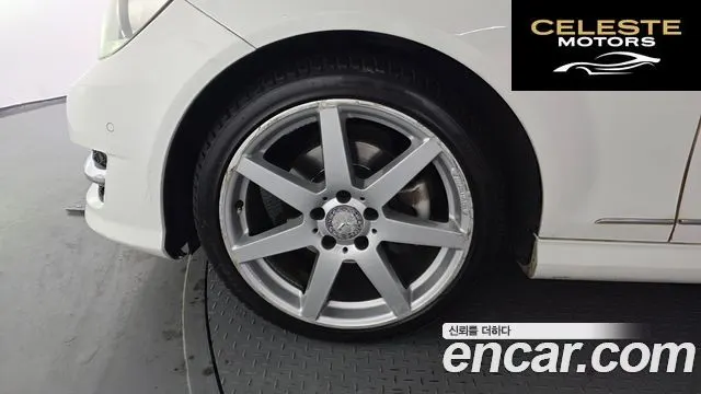 MERCEDES BENZ C-Classe W204 C200 CGI Avantgarde Package 2013 — photo 5 sur 20
