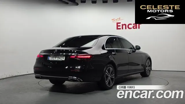 MERCEDES BENZ E-Classe W213 E250 Avantgarde 2021 — photo 2 sur 20