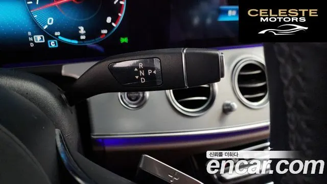 MERCEDES BENZ E-Classe W213 E250 Avantgarde 2021 — photo 9 sur 20