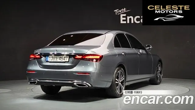 MERCEDES BENZ E-Classe W213 E250 Avantgarde 2022 — photo 2 sur 26