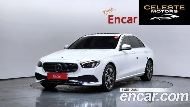 MERCEDES BENZ E-Classe W213 E250 Avantgarde 2021 — photo 1 sur 20