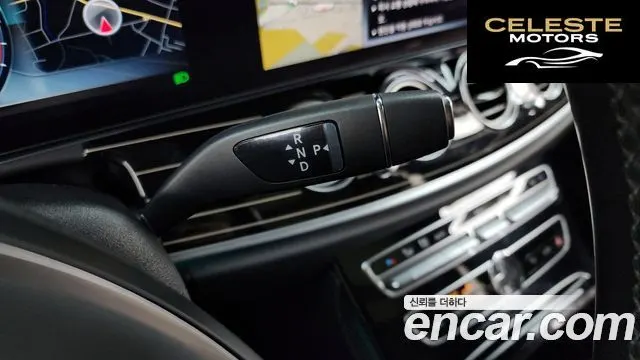 MERCEDES BENZ E-Classe W213 E400 4MATIC Exclusive 2018 — photo 9 sur 20