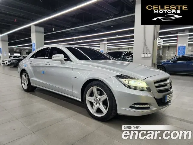 MERCEDES BENZ CLS-Classe W218 CLS350 2012 — photo 5 sur 26