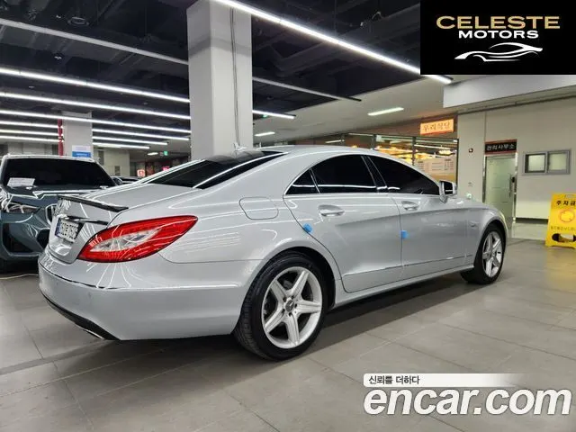 MERCEDES BENZ CLS-Classe W218 CLS350 2012 — photo 6 sur 26