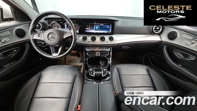 MERCEDES BENZ E-Classe W213 E200 Avantgarde 2017 — photo 7 sur 20