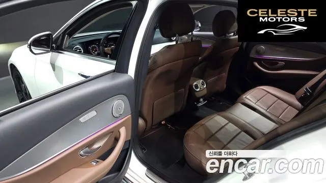 MERCEDES BENZ E-Classe W213 E200 Avantgarde 2018 — photo 12 sur 20