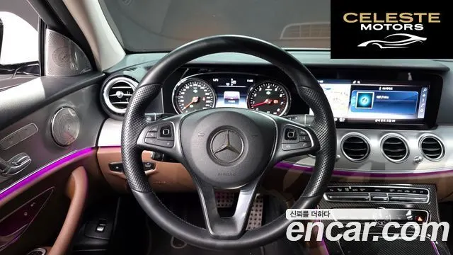 MERCEDES BENZ E-Classe W213 E200 Avantgarde 2018 — photo 13 sur 20