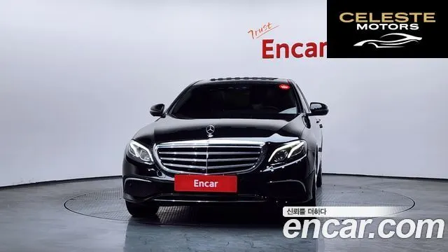 MERCEDES BENZ E-Classe W213 E300 4MATIC Exclusive 2018 — photo 3 sur 20